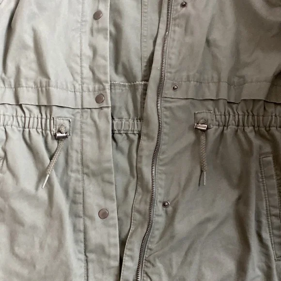 Old navy spring hoodie jacket - Picture 3 of 3